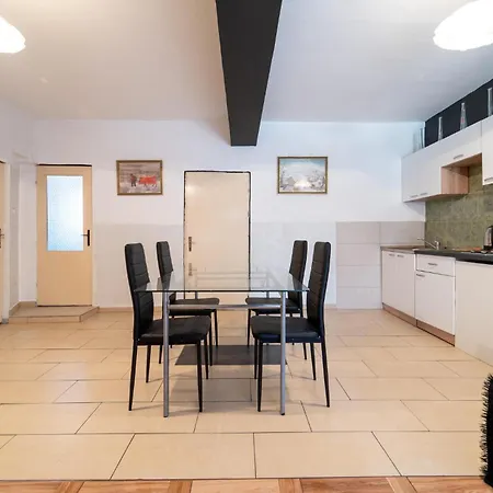 Lejlighed Cozy In With Wifi *