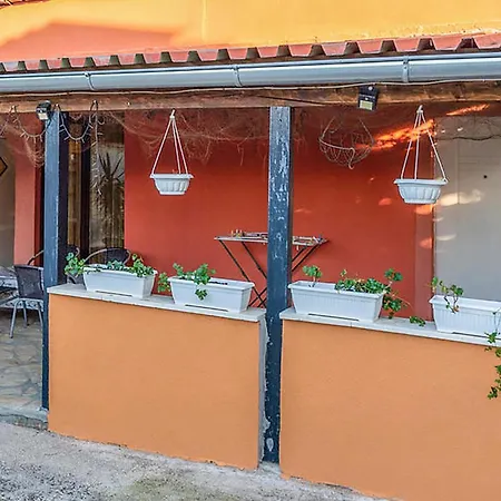 2 Bedroom Awesome In *