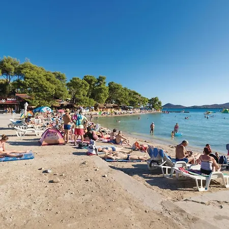 公寓 Cozy In With Wifi